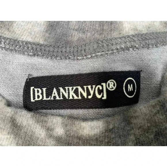 Blank NYC Gray Leopard Fleece Medium Top Sweatshirt Lounge Animal Print NEW. 280 - Picture 3 of 4